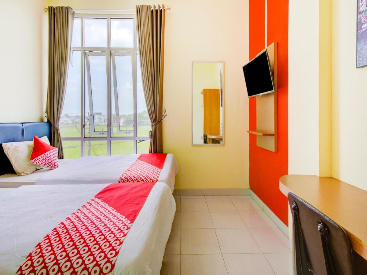 Oyo 3746 Double Tree Guesthouse بوروكيرتو المظهر الخارجي الصورة