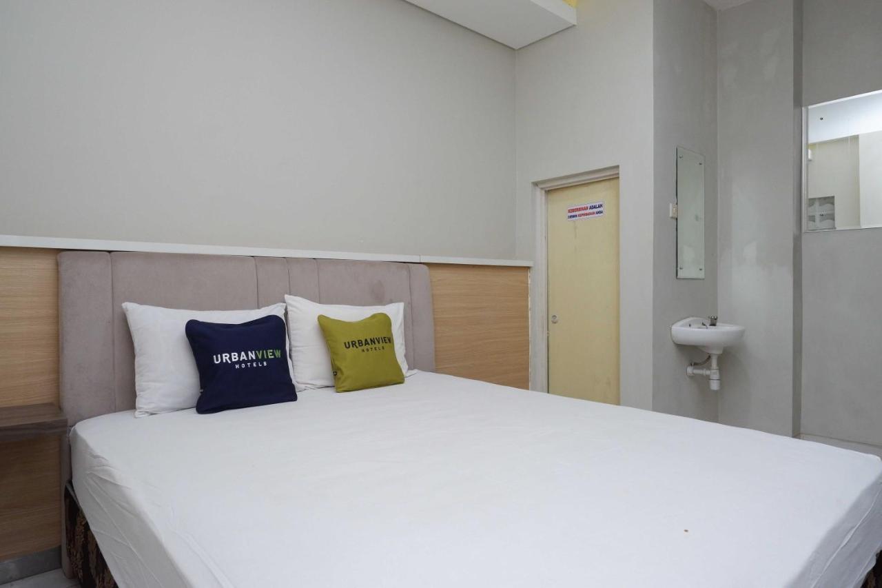 Oyo 3746 Double Tree Guesthouse بوروكيرتو المظهر الخارجي الصورة